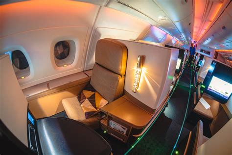 Etihad Review: Seats, Amenities, Customer Service [2023] .